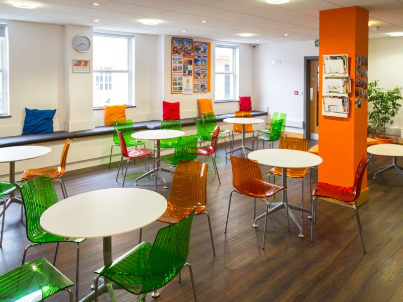 EC Dil Okulu Brighton