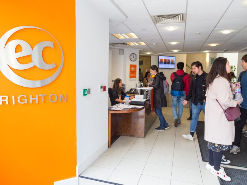 EC Dil Okulu Brighton