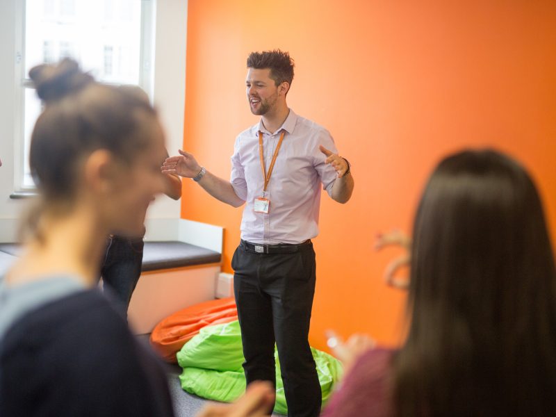 EC Dil Okulu Brighton