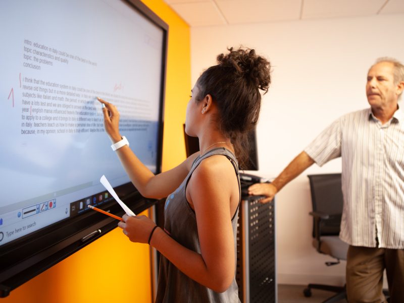 EC Dil Okulu San Diego